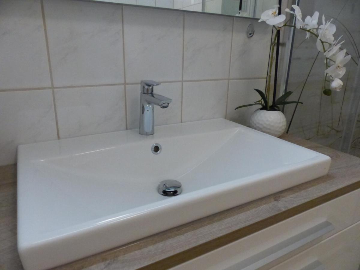 Ferienwohnung 12 - Seewald Haus Huehnergott Sellin  ภายนอก รูปภาพ